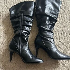 Black Knee-High Stiletto Heeled Boots